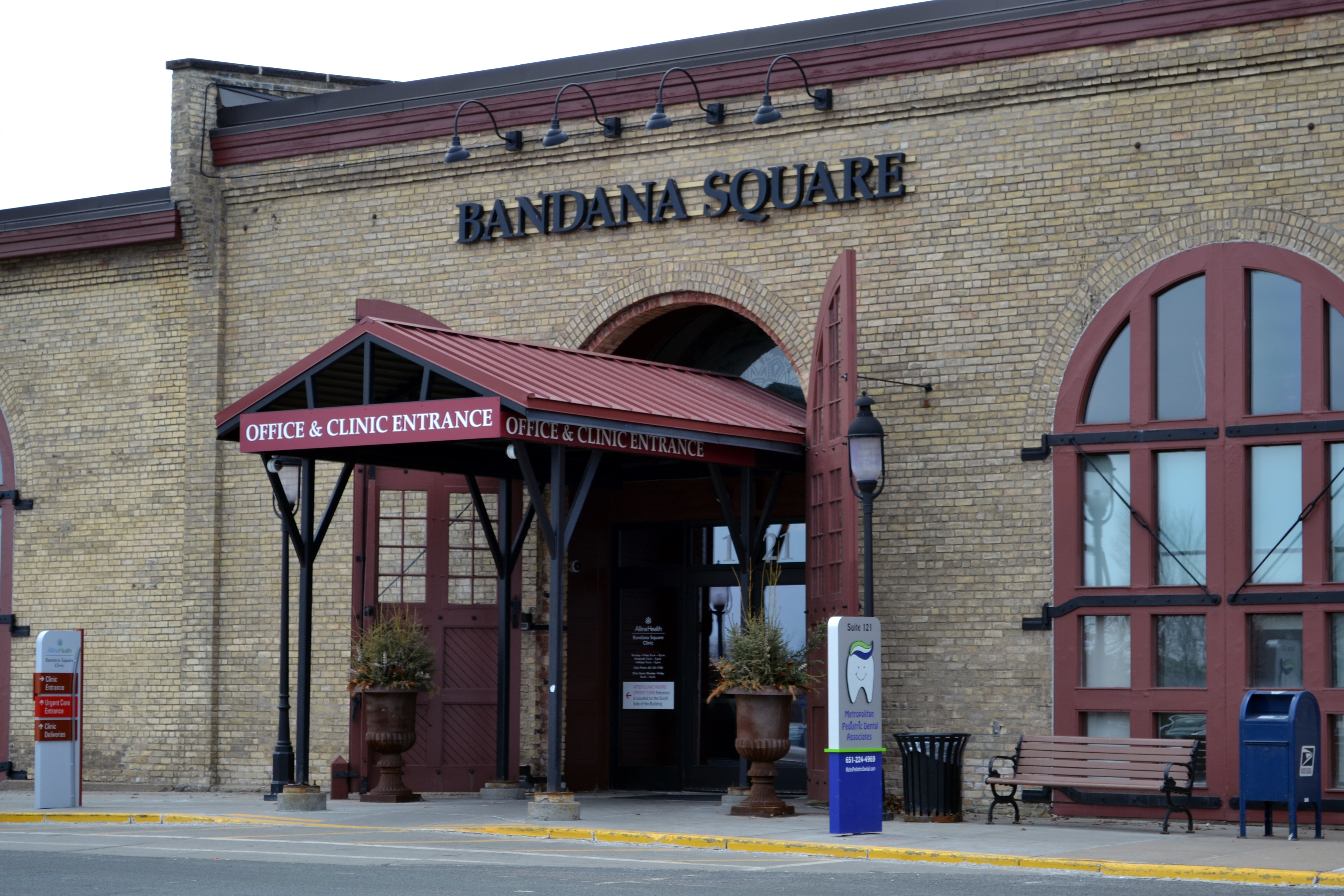 Bandana Square