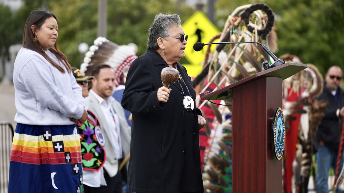Feature image for Tribal Flag Plaza Flag-Raising Ceremony