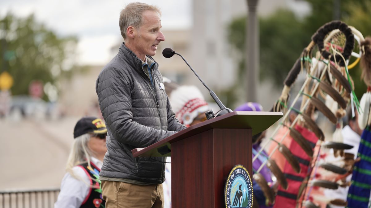 Feature image for Tribal Flag Plaza Flag-Raising Ceremony