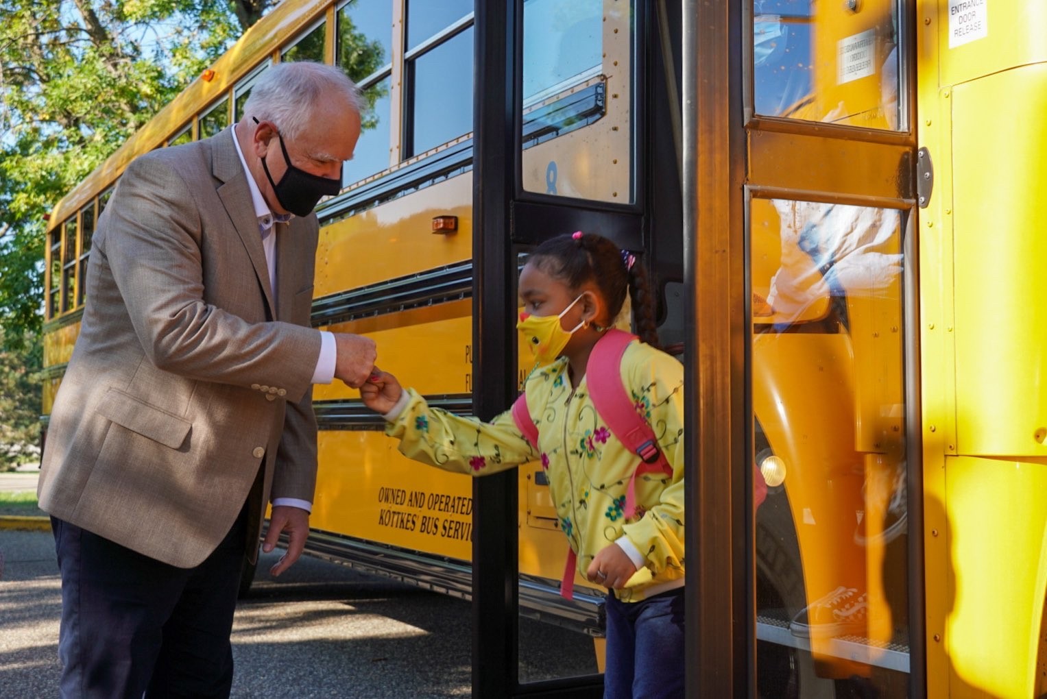 Feature image for  As School Year Begins, Governor Walz, Lieutenant Governor Flanagan Encourage Minnesotans 12 and Up to Get Vaccinated