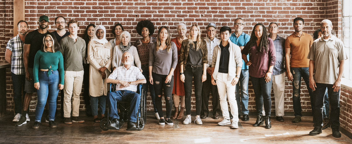 Diverse group of people in a group. 