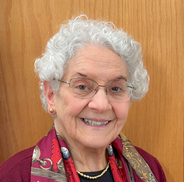 Photograph of  Laura  Cooper 