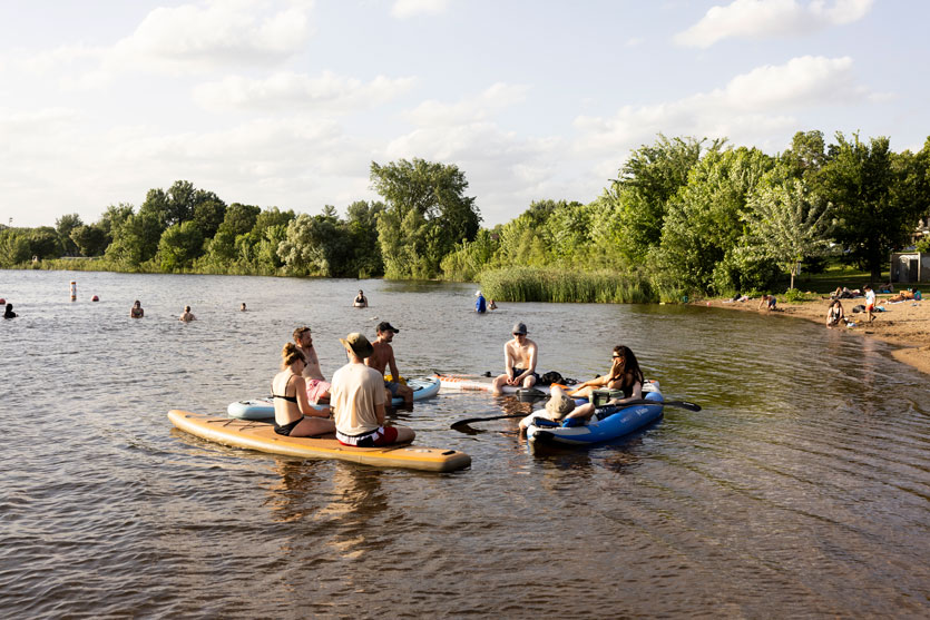 Paddleboarding at Lake Hiawatha, Minneapolis / Photo Credit: Jen Ackerman & Tim Gruber