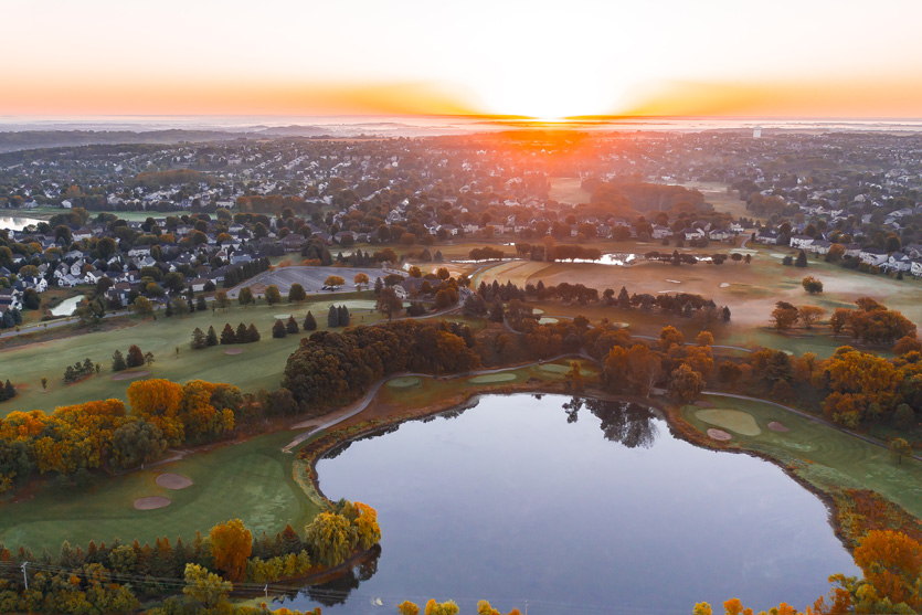Fall Drone Shot of Eagle Valley Golf Course, Woodbury / Photo Credit: Destination Woodbury